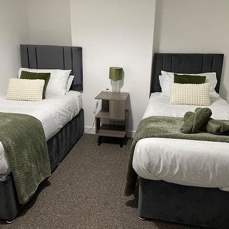 Comfy Home For Contractors And Families With Free Parking - Sage View Aldershot Zewnętrze zdjęcie