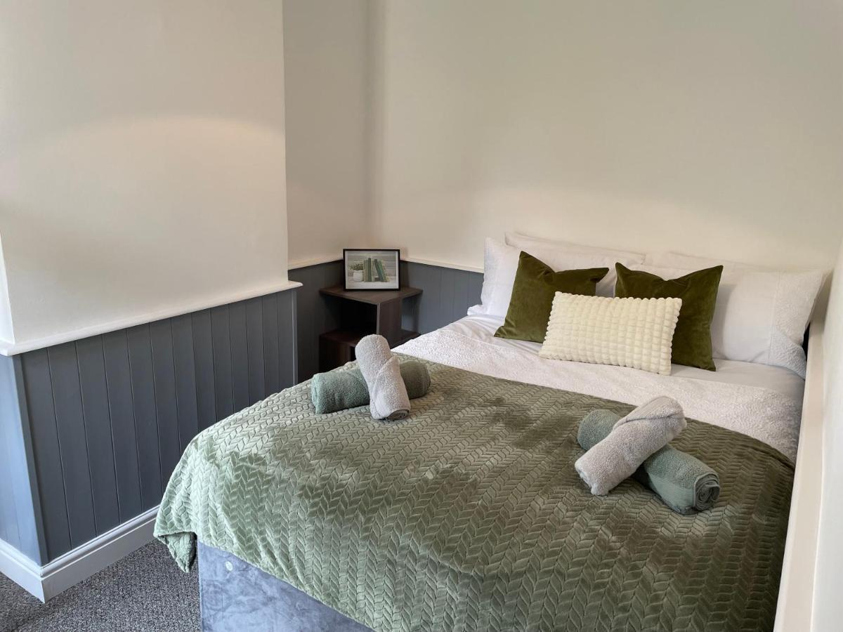 Comfy Home For Contractors And Families With Free Parking - Sage View Aldershot Zewnętrze zdjęcie