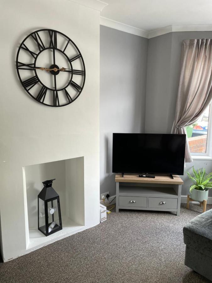 Comfy Home For Contractors And Families With Free Parking - Sage View Aldershot Zewnętrze zdjęcie